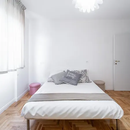 Deluxe - 2min Sea + Balcone Lägenhet Quartu SantʼElena
